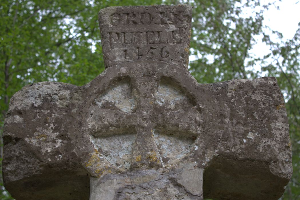 détail de la croix