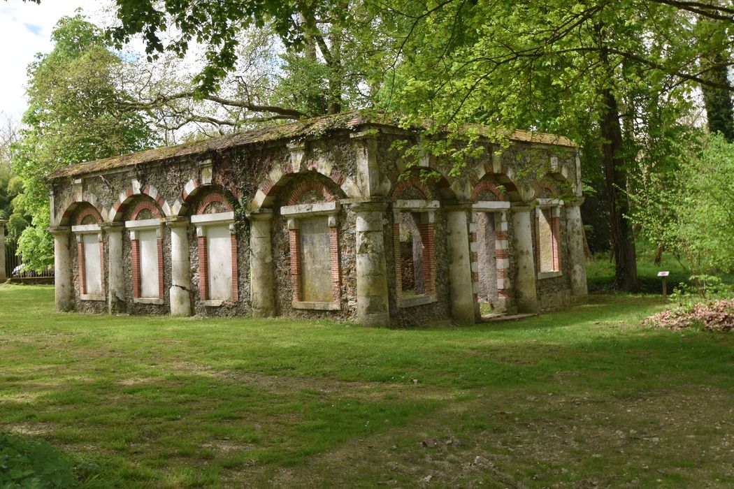 vestiges du moulin, angle des façades nord-est
