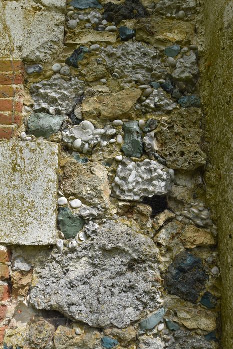 vestiges du moulin, façade sud, détail du mortier