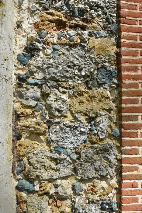 vestiges du moulin, façade sud, détail du mortier