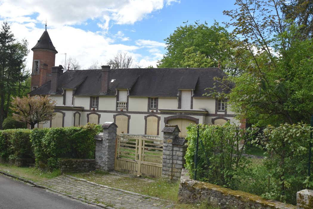 bâtiment des écuries dit « la citadelle », façade est