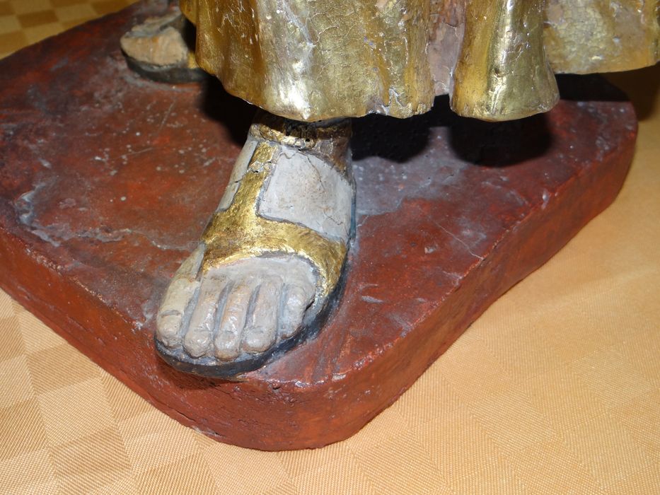 statue : Saint Jean l'Evangéliste, détail