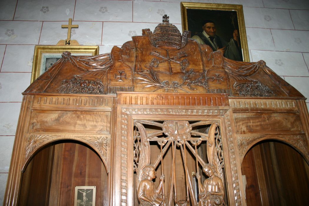confessionnal, détail