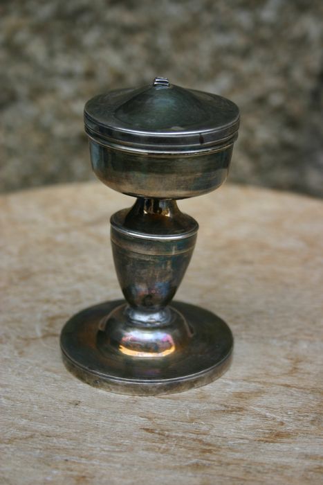ciboire des malades