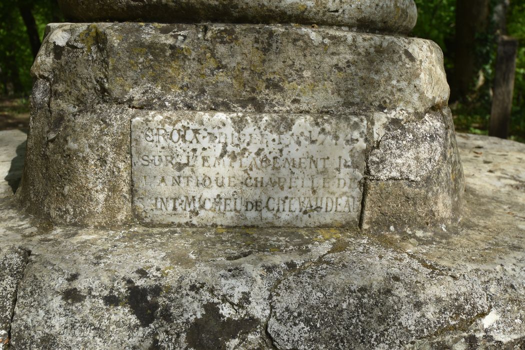détail de la plaque commémorative