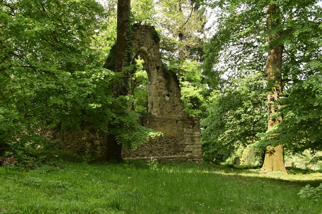 ruines de l’église gothique