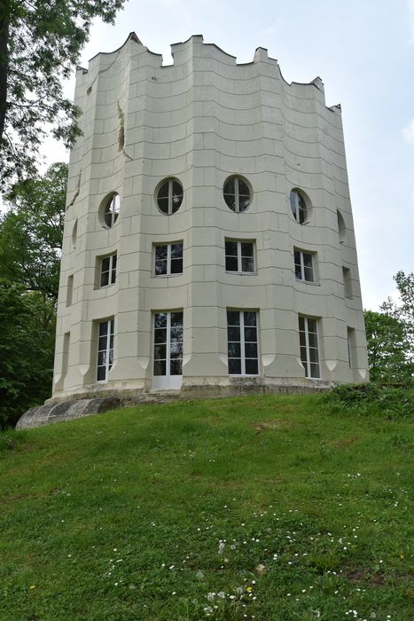 colonne détruite, élévation est
