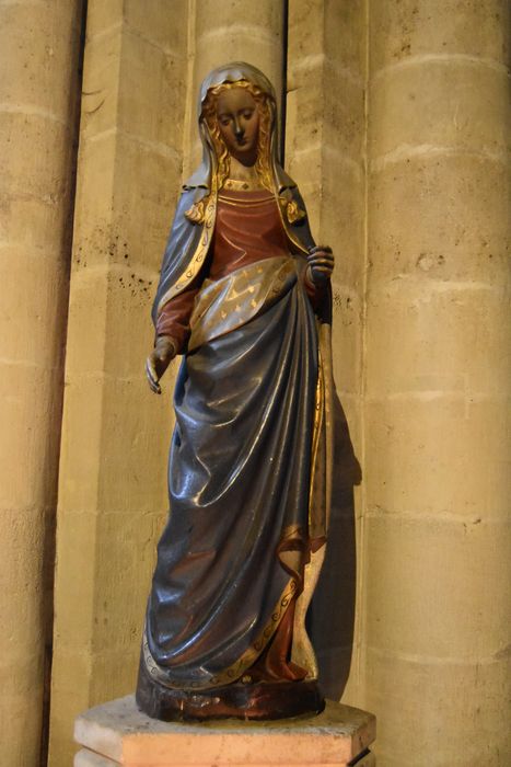 statue : Vierge