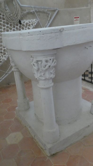 fonts baptismaux