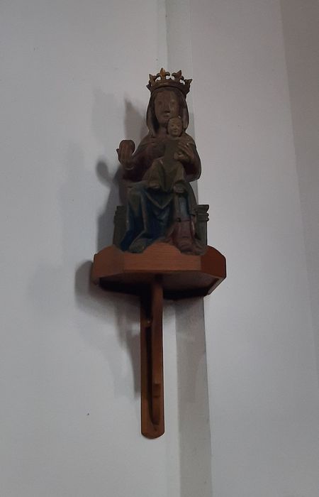 statue : Vierge à l’Enfant