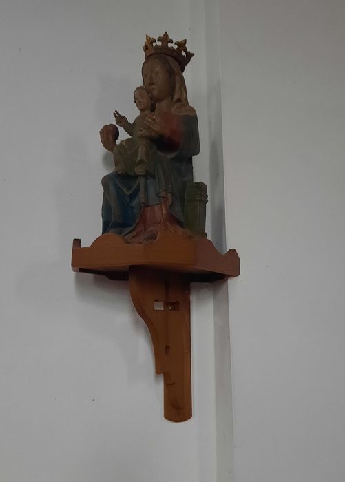 statue : Vierge à l’Enfant