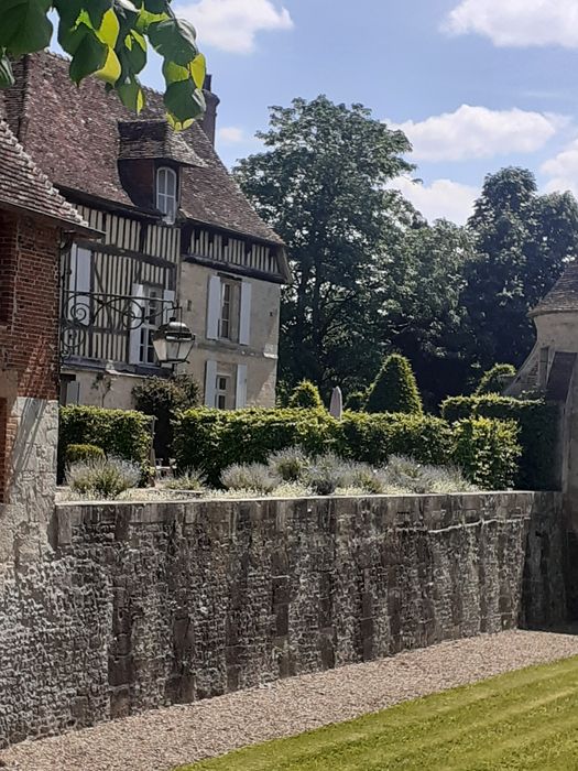 façade sud, vue partielle