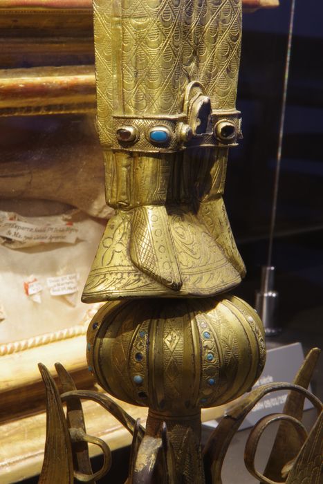 statue-reliquaire de la Vraie Croix : diacre dit saint Étienne de Muret, détail