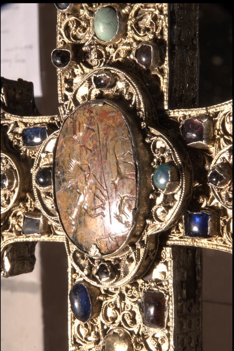 croix-reliquaire, détail