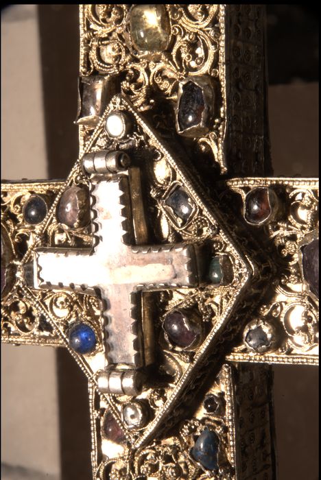 croix-reliquaire, détail