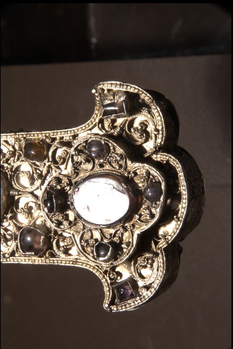 croix-reliquaire, détail