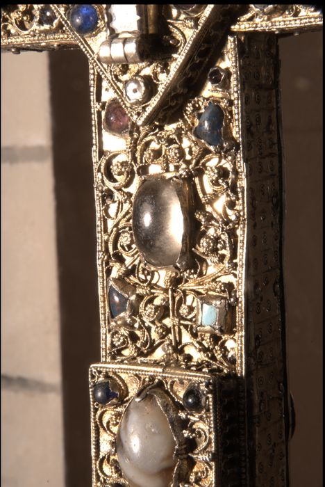 croix-reliquaire, détail