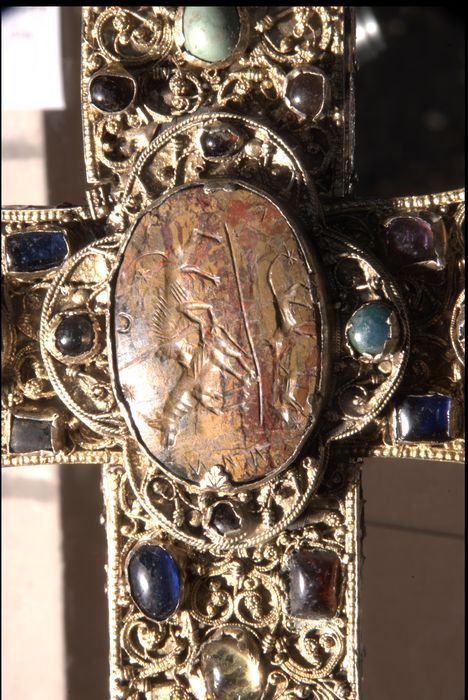 croix-reliquaire, détail