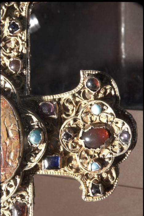 croix-reliquaire, détail
