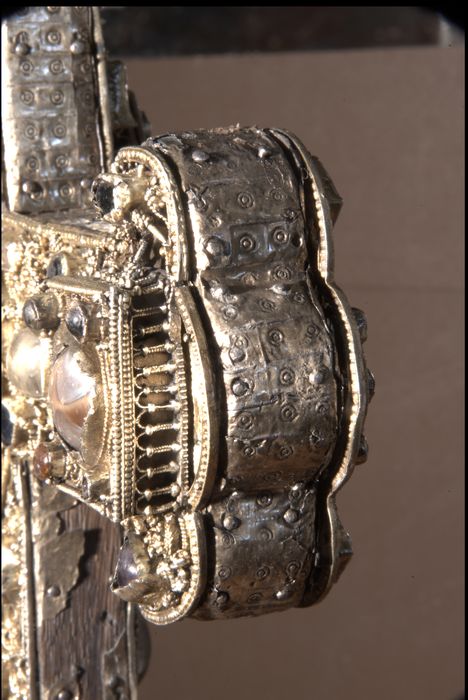 croix-reliquaire, détail