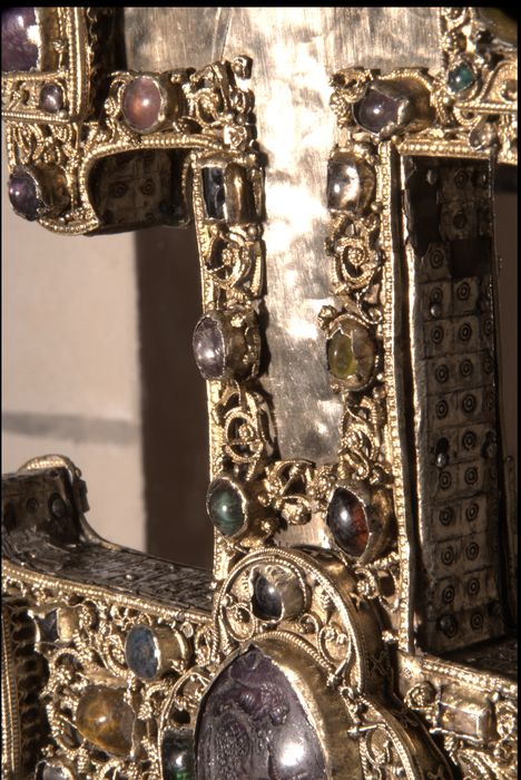 croix-reliquaire, détail