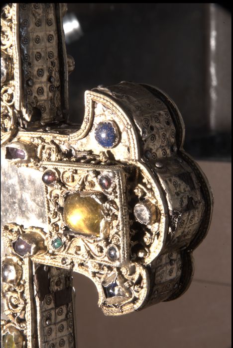 croix-reliquaire, détail
