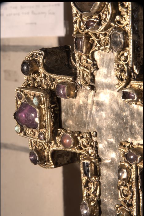 croix-reliquaire, détail