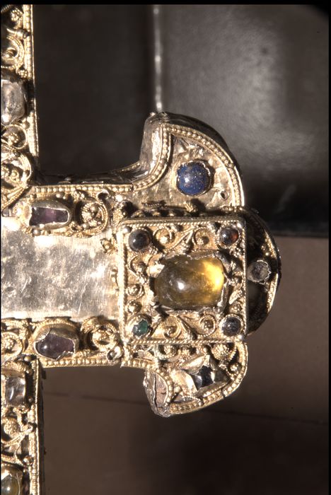 croix-reliquaire, détail
