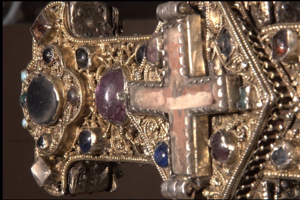 croix-reliquaire, détail