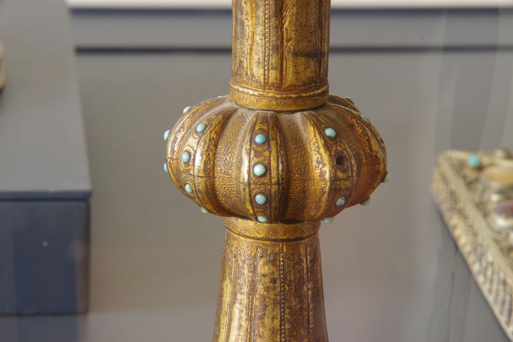 reliquaire-monstrance (reliquaire pédiculé à monstrance cylindrique verticale), détail