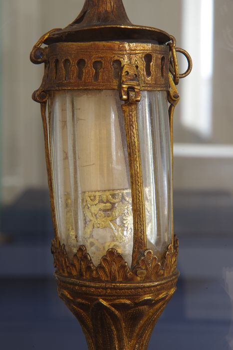 reliquaire-monstrance (reliquaire pédiculé à monstrance cylindrique verticale), détail