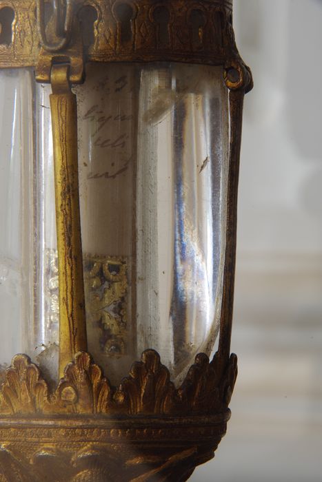 reliquaire-monstrance (reliquaire pédiculé à monstrance cylindrique verticale), détail