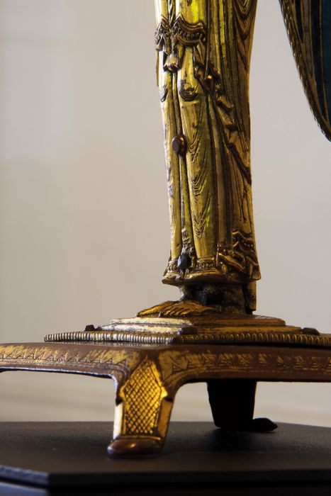 statuette-reliquaire : ange, détail