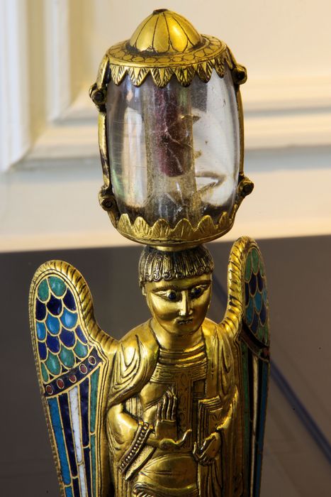 statuette-reliquaire : ange, détail