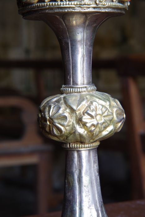 reliquaire-monstrance (reliquaire pédiculé à monstrance cylindrique verticale) de saint Amand et saint Junien, détail