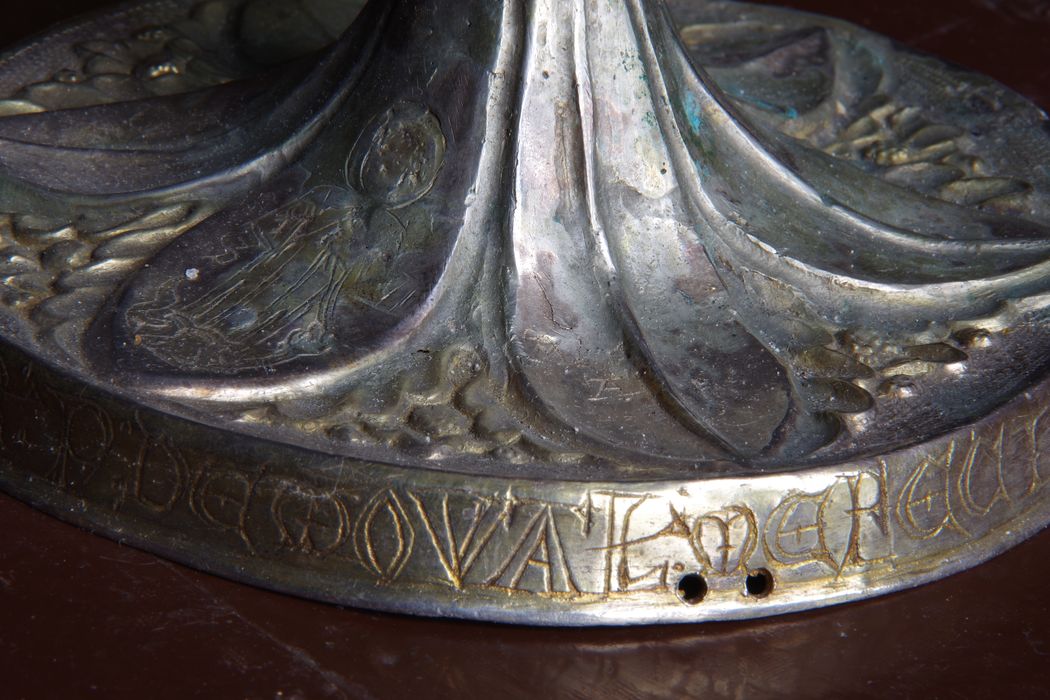 reliquaire-monstrance (reliquaire pédiculé à monstrance cylindrique verticale) de saint Amand et saint Junien, détail