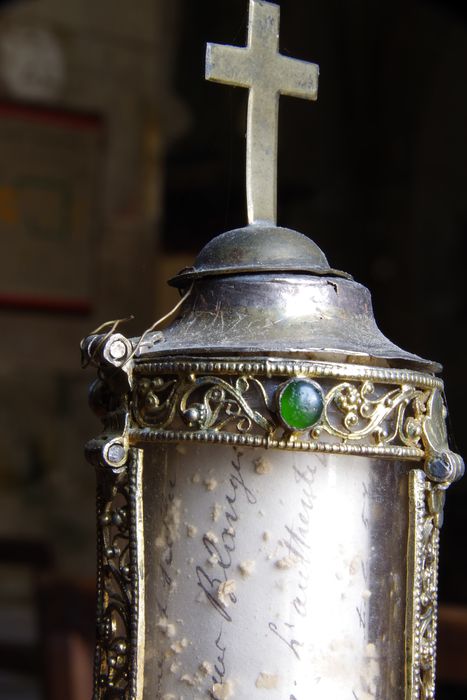 reliquaire-monstrance (reliquaire pédiculé à monstrance cylindrique verticale) de saint Amand et saint Junien, détail