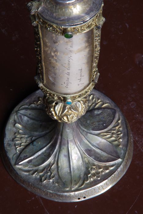 reliquaire-monstrance (reliquaire pédiculé à monstrance cylindrique verticale) de saint Amand et saint Junien, détail