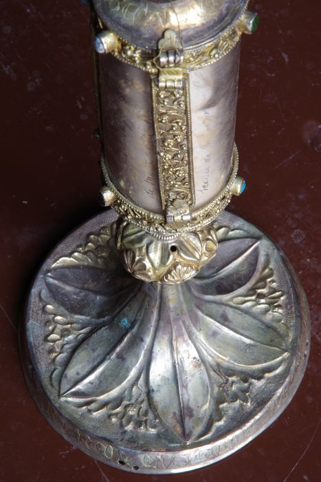 reliquaire-monstrance (reliquaire pédiculé à monstrance cylindrique verticale) de saint Amand et saint Junien, détail