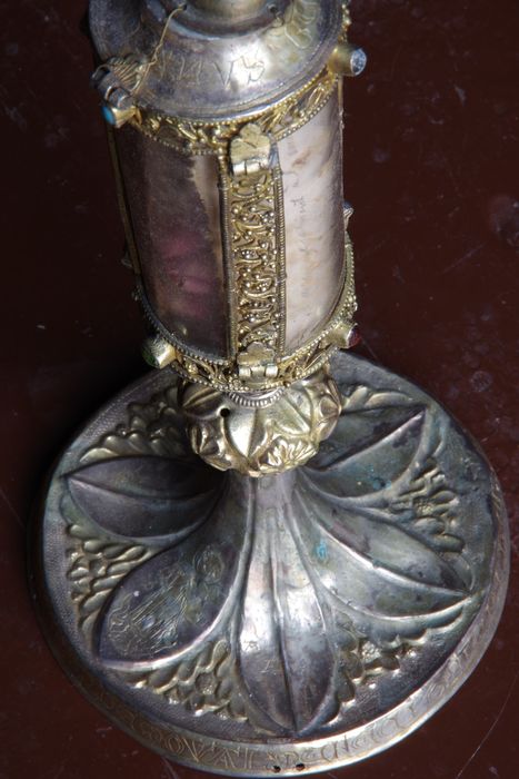 reliquaire-monstrance (reliquaire pédiculé à monstrance cylindrique verticale) de saint Amand et saint Junien, détail