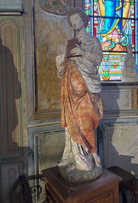 statue : Saint Jean