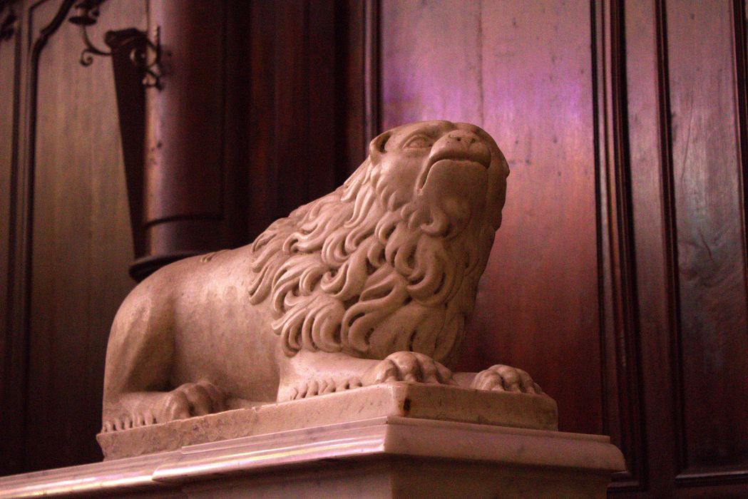 statue : Lion