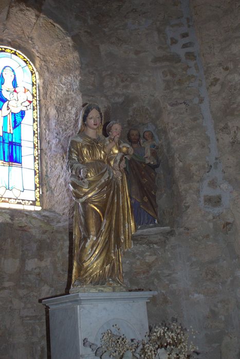 statue : Vierge à l’Enfant