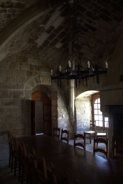 aile ouest, grande salle du rez-de-chaussée, vue partielle