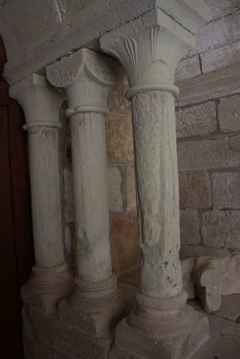 cloître, galerie est, détail des colonnettes