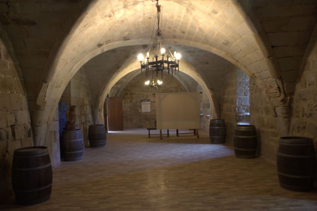salle de travail des moines ouverte sur la salle capitulaire au 19e siècle