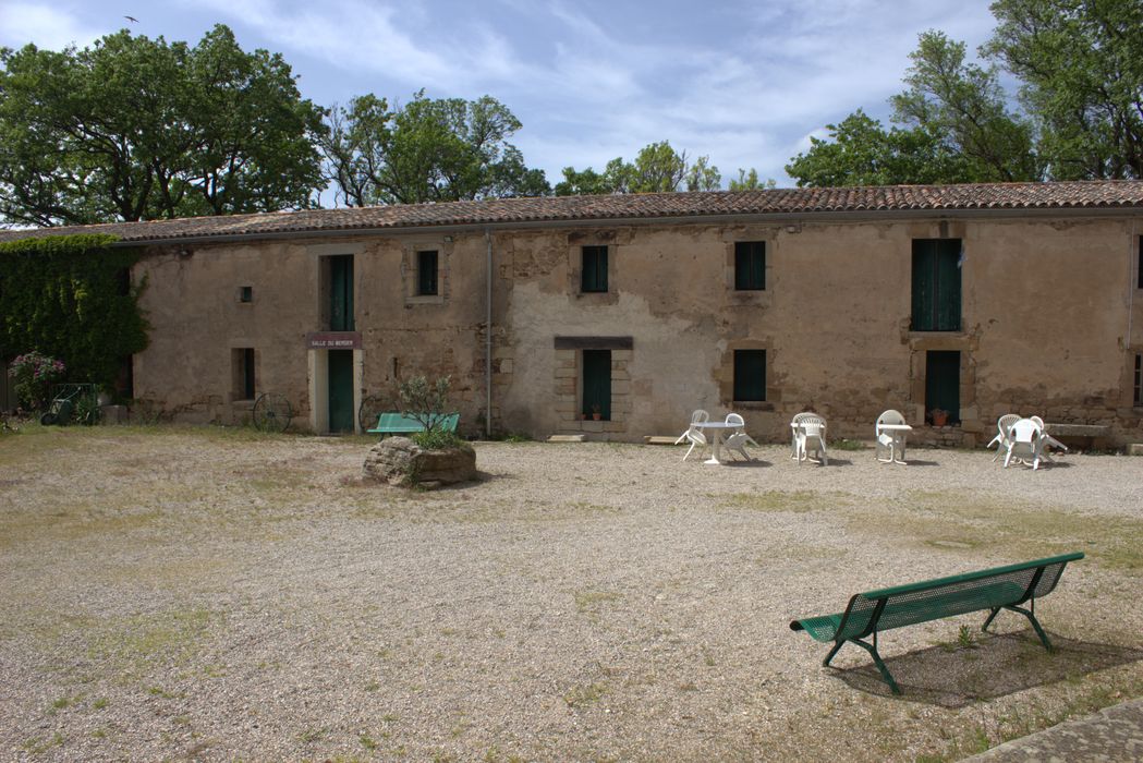 communs nord, façade sud-est