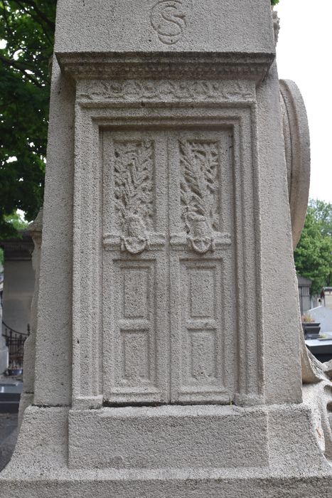 détail d’un bas-relief