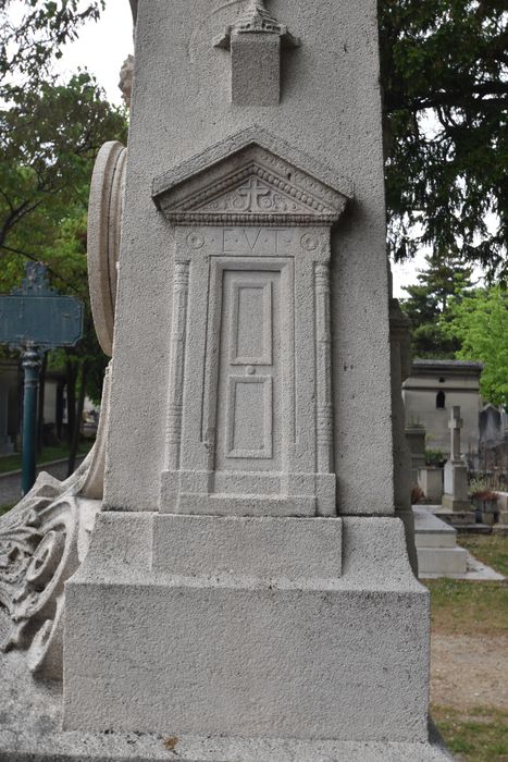 détail d’un bas-relief