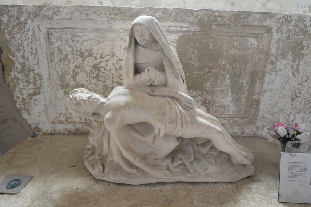 groupe sculpté : Vierge de pitié